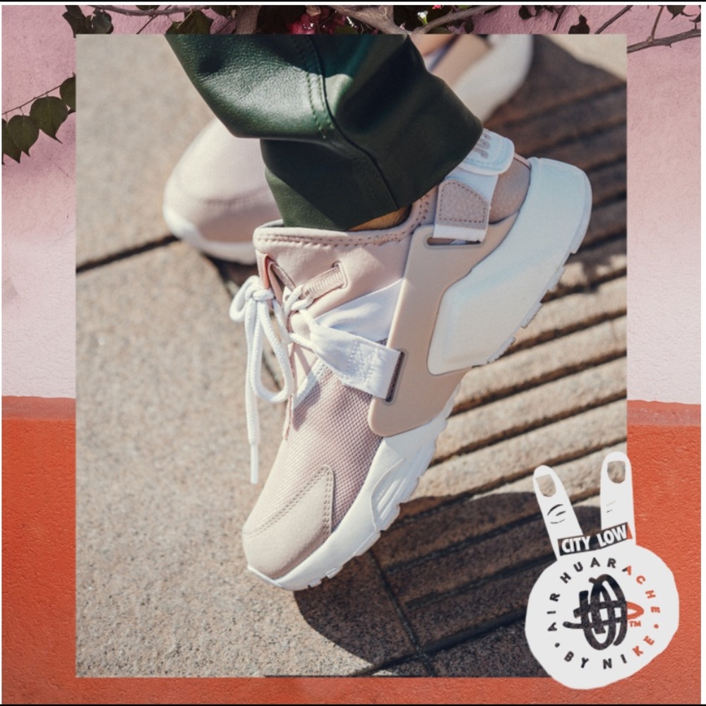 Nike | Huarache City Low Sneakers